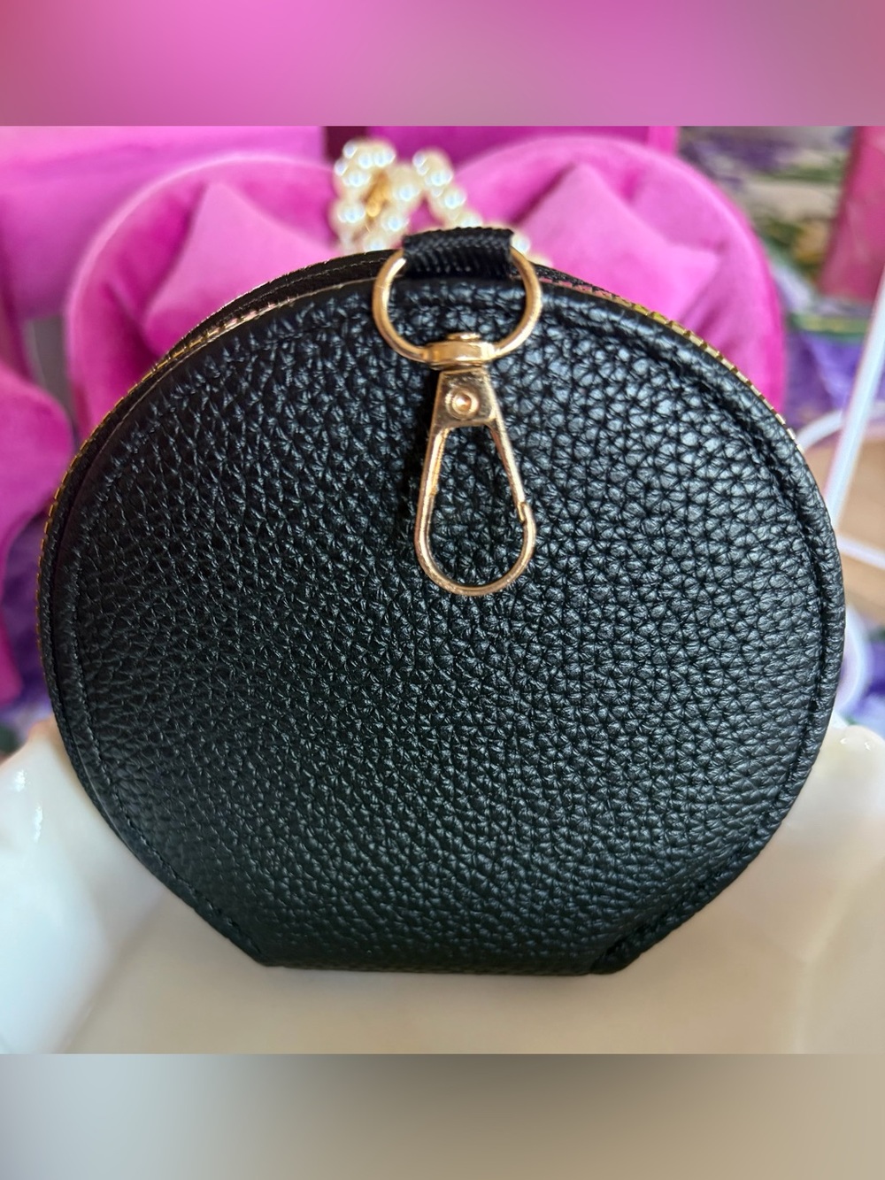 Round Black Pebbled Faux Purse / Key Holder with Gold Hardware